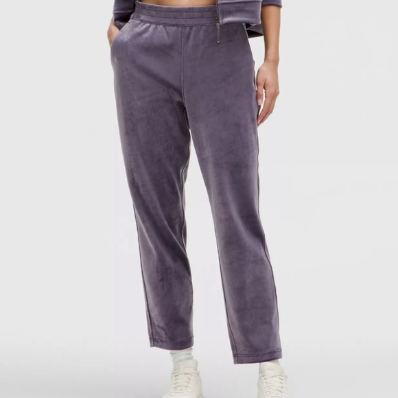 NWT Size L & XLG Lululemon Scuba Oversized Velvet Set! - Nightfall - Picture 7 of 11